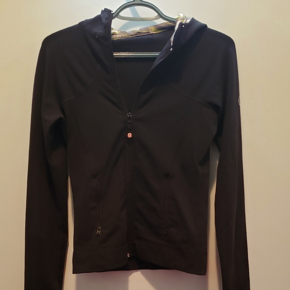 Lululemon shape  jacket